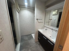 【神奈川県/川崎市中原区上小田中】クレッセント武蔵新城イースト 洗面室