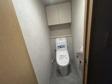 【神奈川県/川崎市中原区上小田中】クレッセント武蔵新城イースト トイレ