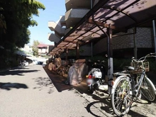 【神奈川県/川崎市高津区末長】プリンスハイツ梶ヶ谷 駐輪場