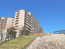 【神奈川県/横浜市都筑区北山田】ヒルトップコートきらめきの街1番館 外観