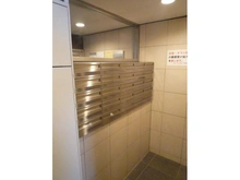 【東京都/世田谷区世田谷】アルファステイツ世田谷一丁目 メールBOX