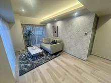 【神奈川県/川崎市中原区新丸子東】マイキャッスル新丸子 リビング：※家具・調度品は販売価格に含まれておりません