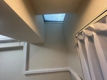 【神奈川県/川崎市中原区新丸子東】マイキャッスル新丸子 洋室：天窓がございます