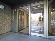 【神奈川県/横浜市緑区十日市場町】プラハ十日市場 エントランス