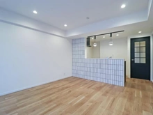 【神奈川県/横浜市緑区十日市場町】プラハ十日市場 LDK