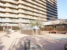 【神奈川県/川崎市高津区北見方】ヴィルクレール二子多摩川 敷地内