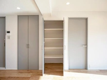 【神奈川県/川崎市中原区宮内】パークサイド武蔵小杉 収納