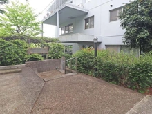 【神奈川県/川崎市高津区久末】ヒルサイド久末2号棟 アプローチ