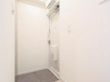 【東京都/世田谷区代田】でがしらやまビル 玄関