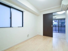 【東京都/世田谷区鎌田】グリュックT玉川 リビング・ダイニング：（奥）洋室