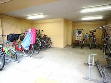 【神奈川県/川崎市中原区中丸子】グランシティ平間 駐輪場