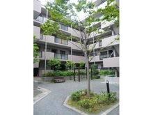 【神奈川県/川崎市高津区子母口】ステイツ武蔵新城市民プラザ通り 共用部