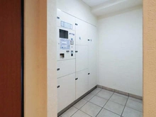 【神奈川県/横浜市中区山下町】ミオカステーロ横濱関内 宅配BOX