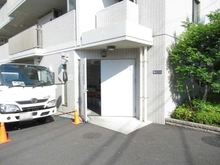 【神奈川県/川崎市中原区上小田中】イニシア武蔵中原 共用部：ゴミ置き場