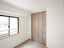 【神奈川県/川崎市中原区今井仲町】コスモ武蔵小杉ラフィネ 洋室