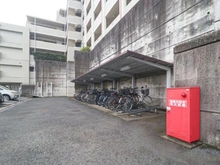 【神奈川県/川崎市高津区久地】セボンコリネールエストエール 駐輪場