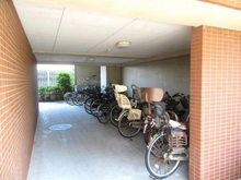 【神奈川県/横浜市鶴見区鶴見中央】ネオマイム鶴見中央リバーフロント 駐輪場