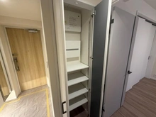 【神奈川県/川崎市中原区市ノ坪】パークスクエア武蔵小杉 収納：位置：玄関横