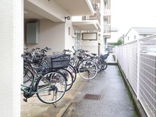 【神奈川県/川崎市中原区井田杉山町】ファミネス元住吉 駐輪場