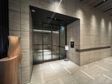 【神奈川県/川崎市中原区小杉町】コスギ　サード　アヴェニュー　ザ・レジデンス エントランス