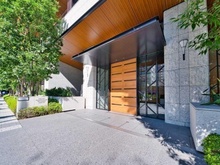 【神奈川県/川崎市中原区小杉町】パークシティ武蔵小杉ザ・ガーデンタワーズイースト エントランス