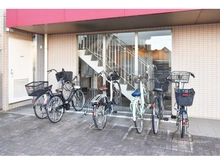【神奈川県/横浜市鶴見区向井町】シティウィンズパークフロント 駐輪場
