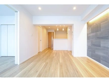 【東京都/府中市是政】府中多摩川通り住宅2号棟 リビング・ダイニング