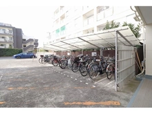 【神奈川県/横浜市神奈川区西大口】妙蓮寺コーポラス 駐輪場
