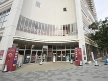 【神奈川県/川崎市中原区新丸子東】パークシティ武蔵小杉ステーションフォレストタワー foodium武蔵小杉（現地より約10m）