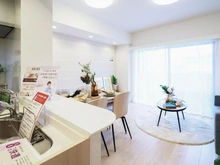 【神奈川県/横浜市神奈川区松本町】グランフォーリア横浜反町 リビング・ダイニング