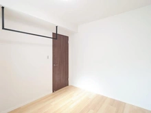 【神奈川県/横浜市南区二葉町】マリーヌ吉野町 洋室