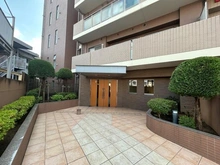 【神奈川県/川崎市多摩区菅稲田堤】ミオカステーロ稲田堤  エントランス