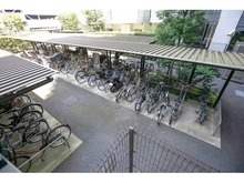 【神奈川県/川崎市幸区新川崎】レジデンシャルスクエア 駐輪場