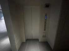 【神奈川県/川崎市中原区今井仲町】セジョリ武蔵小杉 エレベーター