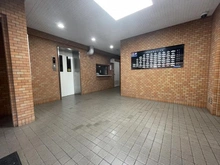 【東京都/小平市学園西町】ライオンズマンション一橋学園 エントランス