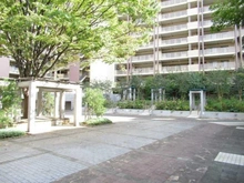 【東京都/国分寺市東恋ヶ窪】グランプラド国分寺 敷地内