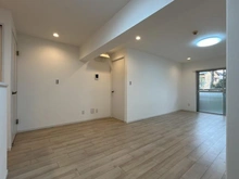 【東京都/国分寺市泉町】西国分寺史跡通り2号棟 リビング・ダイニング