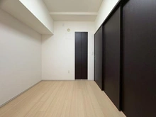 【東京都/新宿区北新宿】ジオ西新宿ツインレジデンス イースト棟 洋室：5.0帖