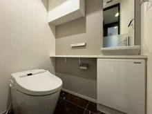 【東京都/新宿区北新宿】ジオ西新宿ツインレジデンス イースト棟 トイレ