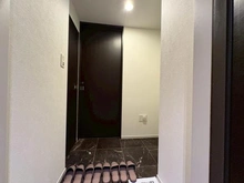 【東京都/新宿区北新宿】ジオ西新宿ツインレジデンス イースト棟 玄関