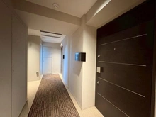 【東京都/新宿区北新宿】ジオ西新宿ツインレジデンス イースト棟 廊下