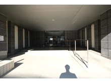 【東京都/東村山市美住町】レクシオ東村山ティアーズガーデン エントランス