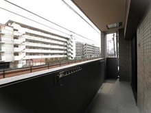 【兵庫県/神戸市東灘区本山北町】ステイツ岡本アネックス バルコニー