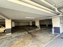 【兵庫県/芦屋市東芦屋町】東山ハイツ 駐車場