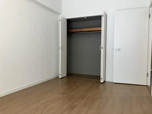【兵庫県/神戸市東灘区向洋町中】RICイーストコート6番街 2番館 洋室