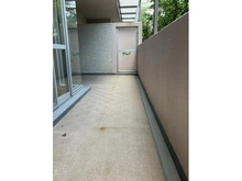 【兵庫県/神戸市東灘区向洋町中】RICイーストコート6番街 2番館 バルコニー