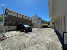 【兵庫県/芦屋市精道町】芦屋精道スカイハイツ 駐車場