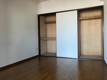 【兵庫県/神戸市灘区土山町】プリオーレ御影山の手 C棟 洋室