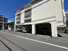 【兵庫県/芦屋市伊勢町】日商岩井芦屋マンション 駐車場