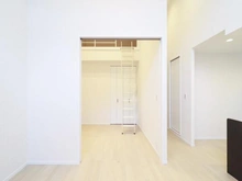 【兵庫県/神戸市東灘区本山中町】パレ・プラス本山 洋室：4.5帖